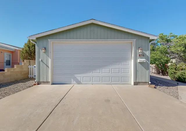 Photo 3 of Sale Pending at 214 Sunrise Blfs Dr, Belen, NM 87002 | MLS# 1103393 | Listing updated on 2026-08-23