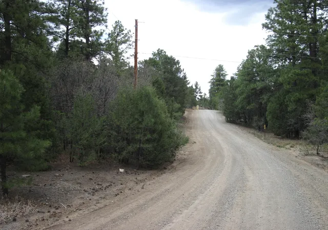 Photo 3 of Sale Pending at 20 Estrella Vista Dr, Tijeras, NM 87059 | MLS# 1103435 | Listing updated on 2026-08-14