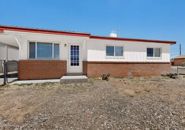 Photo 2 of Single family home for sale at 844 Clovis Ave, Grants, NM 87020 | MLS# 1103439 | Listing updated on 2026-08-14