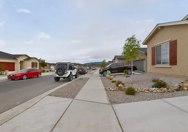 Photo 3 of Single family home for sale at 212 Prism Ave SW, Rio Rancho, NM 87124 | MLS# 1103442 | Listing updated on 2026-07-21
