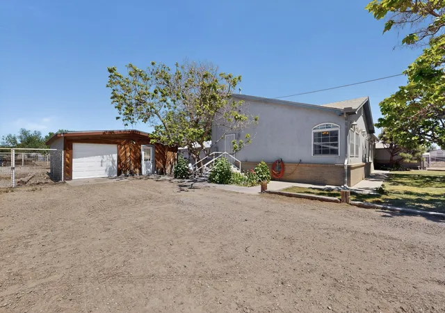 Photo 3 of Single family home for sale at 13 Maestas Rd, Belen, NM 87002 | MLS# 1103449 | Listing updated on 2026-08-19