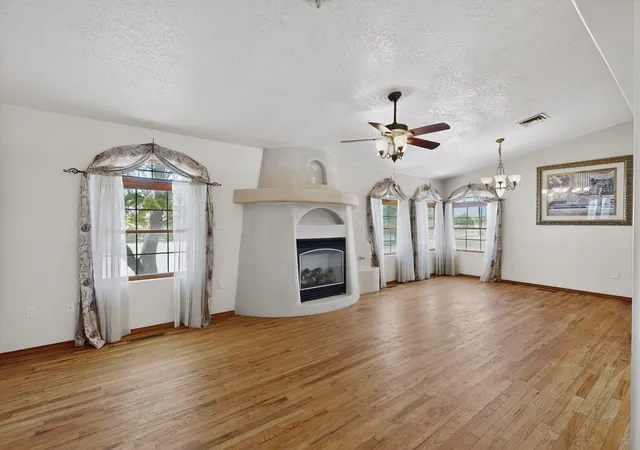 Photo 4 of Single family home for sale at 13 Maestas Rd, Belen, NM 87002 | MLS# 1103449 | Listing updated on 2026-08-19