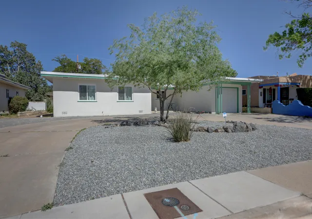 Homes for sale in Albuquerque, NM | 324 Chula Vista Pl Ne, Albuquerque, NM 87108 | MLS# 1103476