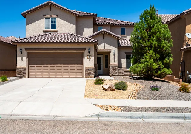 Photo 2 of Sale Pending at 510 Palo Alto Dr Ne, Rio Rancho, NM 87124 | MLS# 1103510 | Listing updated on 2026-08-28