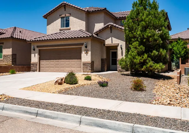 Photo 3 of Sale Pending at 510 Palo Alto Dr NE, Rio Rancho, NM 87124 | MLS# 1103510 | Listing updated on 2026-08-28