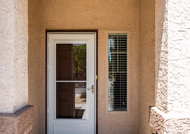 Photo 4 of Sale Pending at 510 Palo Alto Dr NE, Rio Rancho, NM 87124 | MLS# 1103510 | Listing updated on 2026-08-28