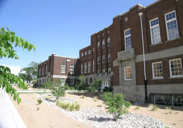 2nd image of 300 Tijeras Ave Ne #APT 309, Albuquerque, NM 87102 | MLS# 1103511