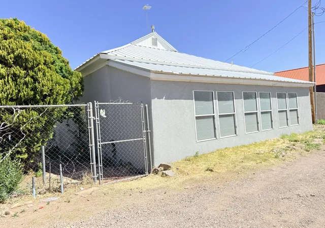 Photo 3 of Single family home for sale at 904 W 1st Street, Magdalena, NM 87825 | MLS# 1103486 | Listing updated on 2026-08-07