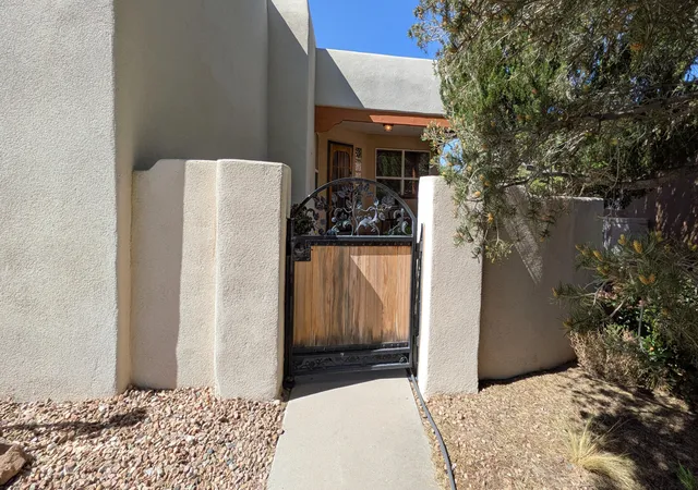 Photo 3 of Sale Pending at 3465 Calle Suenos Se, Rio Rancho, NM 87124 | MLS# 1103537 | Listing updated on 2026-08-27