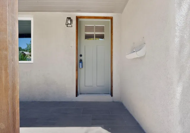 Photo 4 of Sale Pending at 1109 Coal Ave SW, Albuquerque, NM 87102 | MLS# 1103607 | Listing updated on 2026-10-05