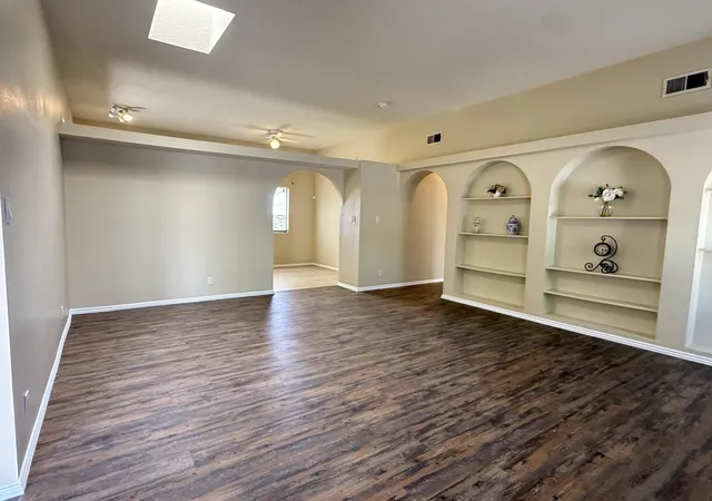 Photo 2 of Single family home for sale at 7200 Whippoorwill Ln NE, Albuquerque, NM 87109 | MLS# 1103612 | Listing updated on 2026-08-27