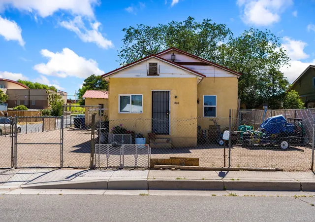 Homes for sale in Albuquerque, NM | 1800 Walter St Se, Albuquerque, NM 87102 | MLS# 1103619