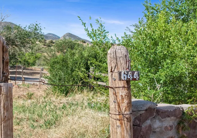 Homes for sale in Placitas, NM | 644 New Mexico 165, Placitas, NM 87043 | MLS# 1103624