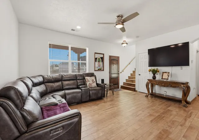 Homes for sale in Albuquerque, NM | 503 Martinez Dr Ne, Albuquerque, NM 87102 | MLS# 1103650
