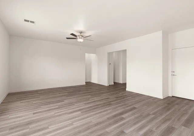 2nd image of 812 Calle De Las Rosas Sw, Belen, NM 87002 | MLS# 1103659