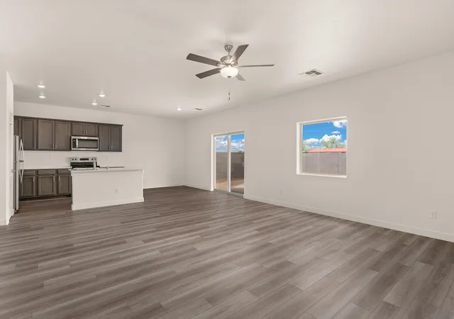 4th image of 812 Calle De Las Rosas Sw, Belen, NM 87002 | MLS# 1103659