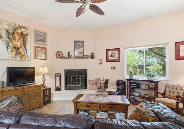 Photo 4 of Sale Pending at 5902 Azuelo Ave NW, Albuquerque, NM 87120 | MLS# 1103679 | Listing updated on 2026-08-21