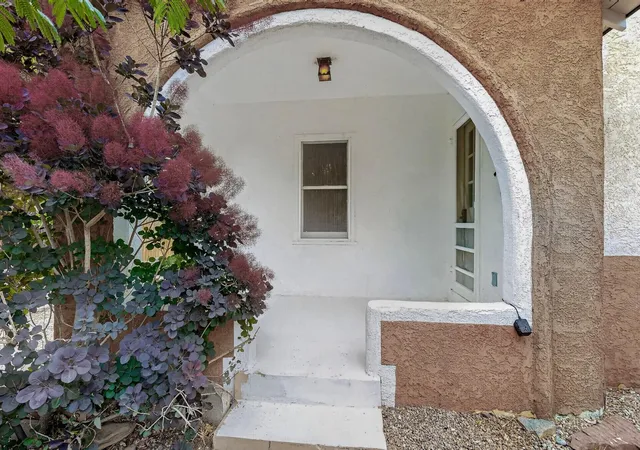 1st image of 717 Gold Ave Se, Albuquerque, NM 87102 | MLS# 1103687