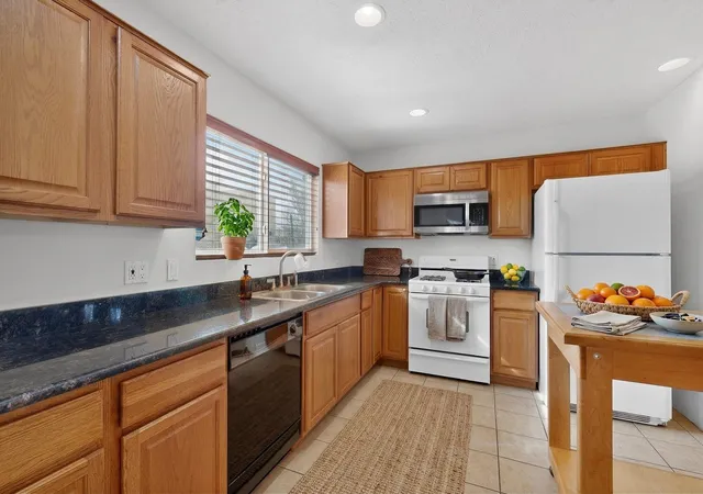 Photo 3 of Sale Pending at 4377 Vuelta Dorado, Santa Fe, NM 87507 | MLS# 1103759 | Listing updated on 2026-09-28