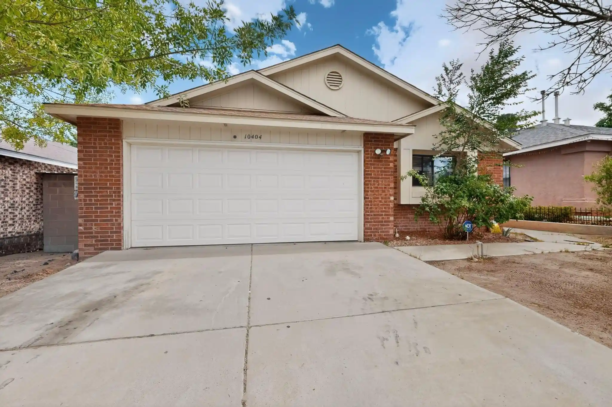 Photo 1 of Single family home for sale at 10404 Andretti Ave Sw, Albuquerque, NM 87121 | MLS# 1103761 | Listing updated on 2026-10-21