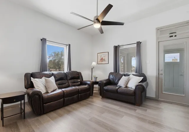 Homes for sale in Albuquerque, NM | 824 Arno St Se, Albuquerque, NM 87102 | MLS# 1103801