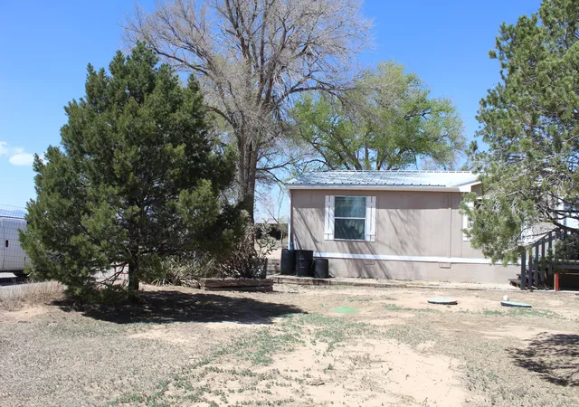 Photo 2 of Manufactured home for sale at 406 E Abrahames Rd, Moriarty, NM 87035 | MLS# 1103811 | Listing updated on 2026-08-03