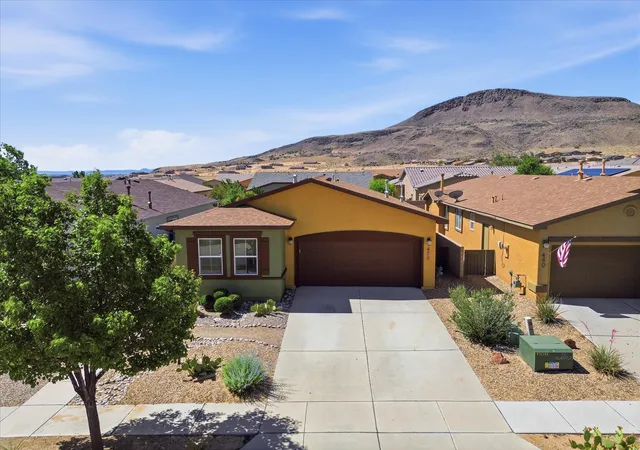 Homes for sale in Los Lunas, NM | 470 Zuni River Cir Sw, Los Lunas, NM 87031 | MLS# 1103845