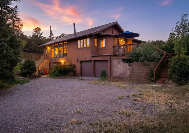 Homes for sale in Tijeras, NM | 76 Raven Rd, Tijeras, NM 87059 | MLS# 1103856
