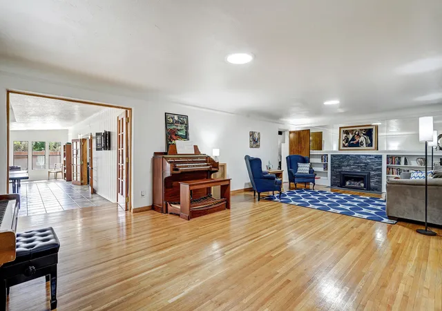 Photo 3 of Sale Pending at 3560 Luke Cir NW, Albuquerque, NM 87107 | MLS# 1103884 | Listing updated on 2026-07-23