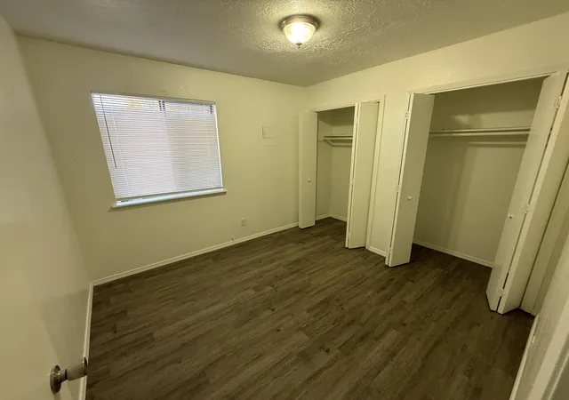 11th image of 1225 Menaul Blvd Nw, Albuquerque, NM 87107 | MLS# 1103921