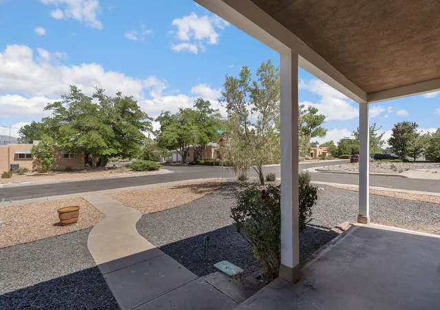 5th image of 801 Monroe St Ne, Albuquerque, NM 87110 | MLS# 1103936