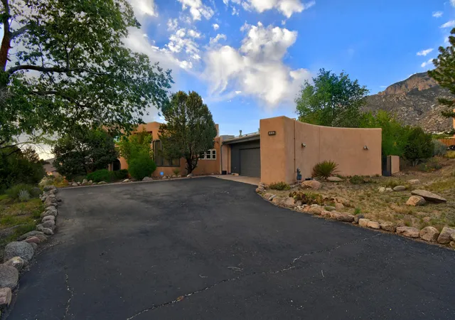 2nd image of 620 Cedar Hill Rd Ne, Albuquerque, NM 87122 | MLS# 1103987