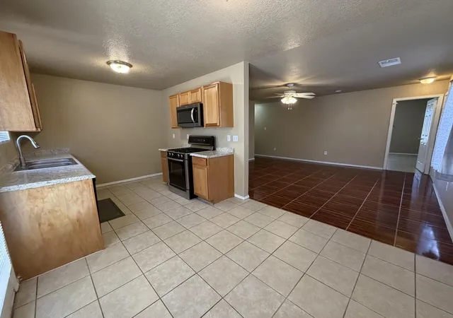 5th image of 7515 S Autumn Breeze Rd Sw, Albuquerque, NM 87121 | MLS# 1103992