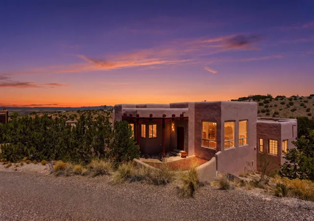 Homes for sale in Placitas, NM | 21 Vista De Oro, Placitas, NM 87043 | MLS# 1104014