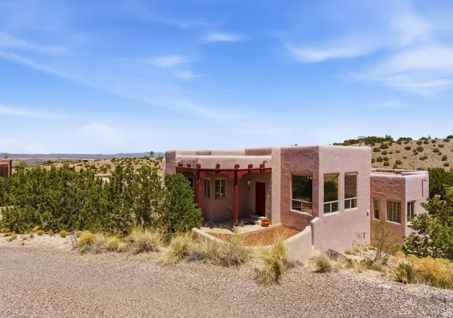 Homes for sale in Placitas, NM | 21 Vista De Oro, Placitas, NM 87043 | MLS# 1104014