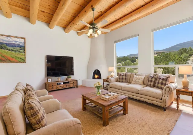 Homes for sale in Placitas, NM | 21 Vista De Oro, Placitas, NM 87043 | MLS# 1104014