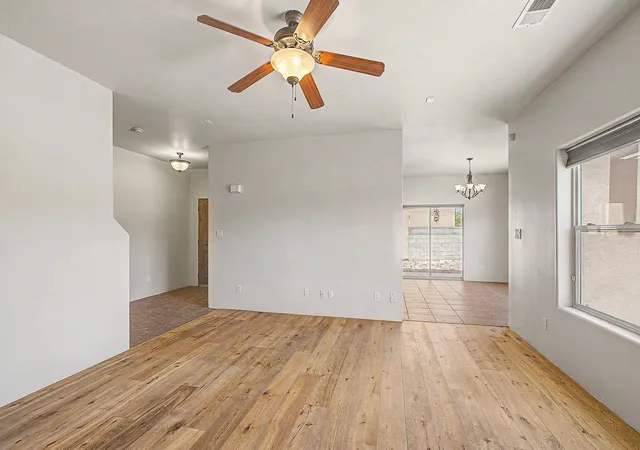 Homes for sale in Los Lunas, NM | 382 Coronado Ln Ne, Los Lunas, NM 87031 | MLS# 1104020