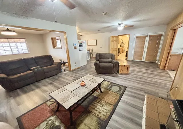 Homes for sale in Bosque Farms, NM | 375 Ranchitos Rd, Bosque Farms, NM 87068 | MLS# 1104038