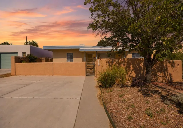 Homes for sale in Albuquerque, NM | 1301 Girard Blvd Se, Albuquerque, NM 87106 | MLS# 1104058