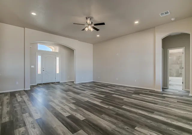Photo 4 of Single family home for sale at 32 2nd Street NE, Rio Rancho, NM 87124 | MLS# 1104121 | Listing updated on 2026-08-22