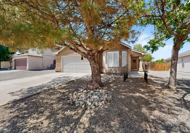 Photo 3 of Single family home for sale at 825 Deming Meadows Dr Ne, Rio Rancho, NM 87144 | MLS# 1104081 | Listing updated on 2026-10-06