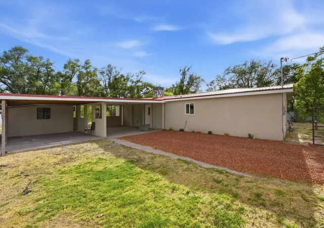 Homes for sale in Belen, NM | 14 Square Deal Rd, Belen, NM 87002 | MLS# 1104153