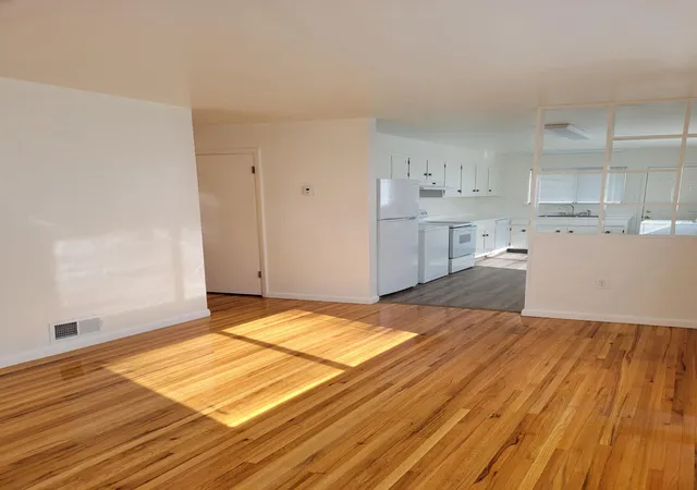 2nd image of 4021 Thaxton Ave Se, Albuquerque, NM 87108 | MLS# 1104194