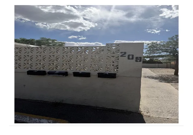 2nd image of 209 Texas St Ne, Albuquerque, NM 87108 | MLS# 1104238