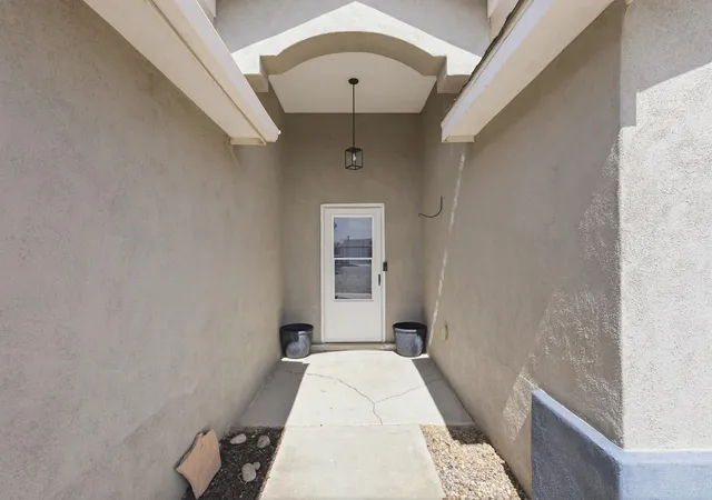 Homes for sale in Los Lunas, NM | 10 Psalms Pl, Los Lunas, NM 87031 | MLS# 1104242