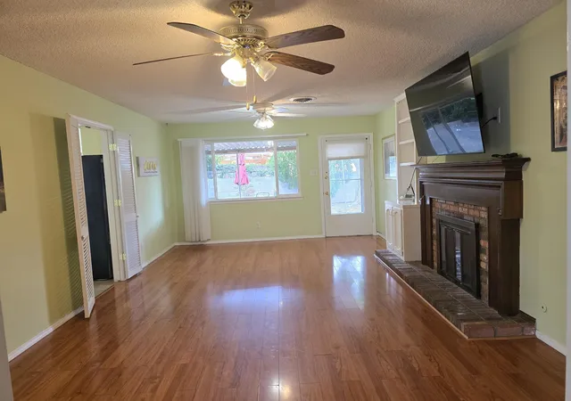 Photo 2 of Single family home for sale at 10313 Cielito Lindo Ne, Albuquerque, NM 87111 | MLS# 1104278 | Listing updated on 2026-07-24