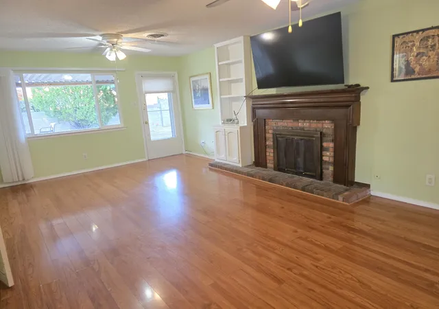 Photo 3 of Single family home for sale at 10313 Cielito Lindo Ne, Albuquerque, NM 87111 | MLS# 1104278 | Listing updated on 2026-07-24