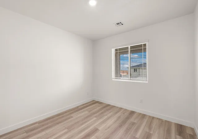 Photo 4 of Single family home for sale at 1520 Rawhide Loop NE, Rio Rancho, NM 87144 | MLS# 1104366 | Listing updated on 2026-08-26