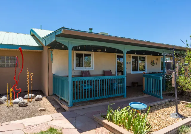 3rd image of 12 Arroyo Trl, Santa Fe, NM 87508 | MLS# 1104368