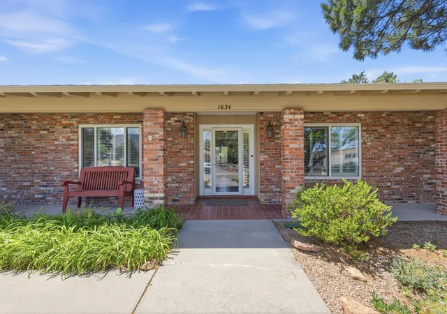 Homes for sale in Albuquerque, NM | 1634 Sagebrush Trl Se, Albuquerque, NM 87123 | MLS# 1104390